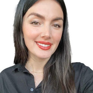 Meet your Posher, Maja